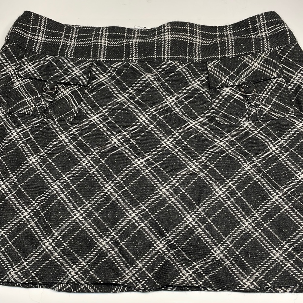 Black and White Fall Mini skirt